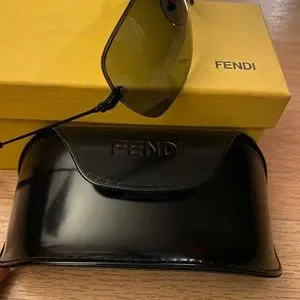 Fendi | Accessories | Fendi Sunglasses In Black Fs477m  display picture 2